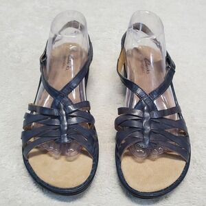 NWOT Clarks Blue Leather Tan Strappy Classic Casual Boho Open Toe Sandals 9